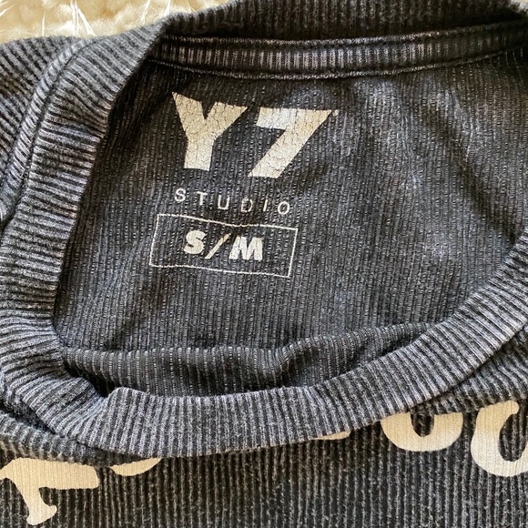 Y7 Ribbed Crop - Picture 3 of 4